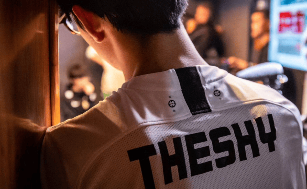 解读字母哥 解读字母哥